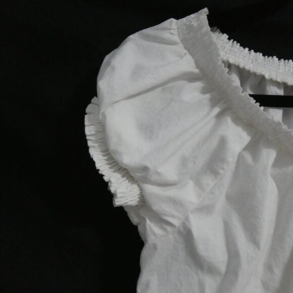 Unbranded | P2P 17.5 inches measured | Elegant White Short Sleeve Blouse - Picture 3 of 15
